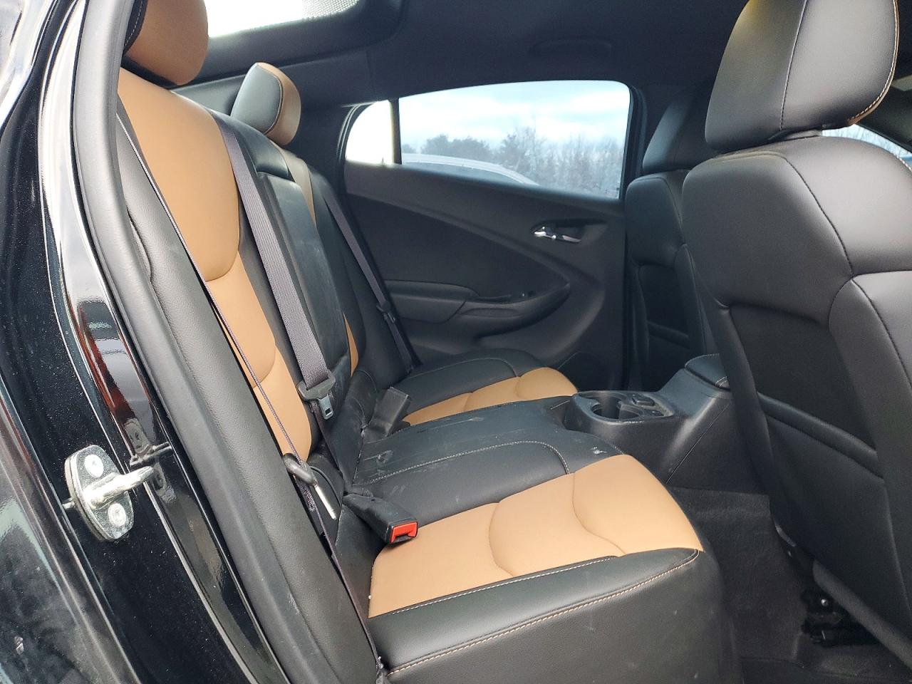 2017 CHEVROLET VOLT PREMIER photo 10