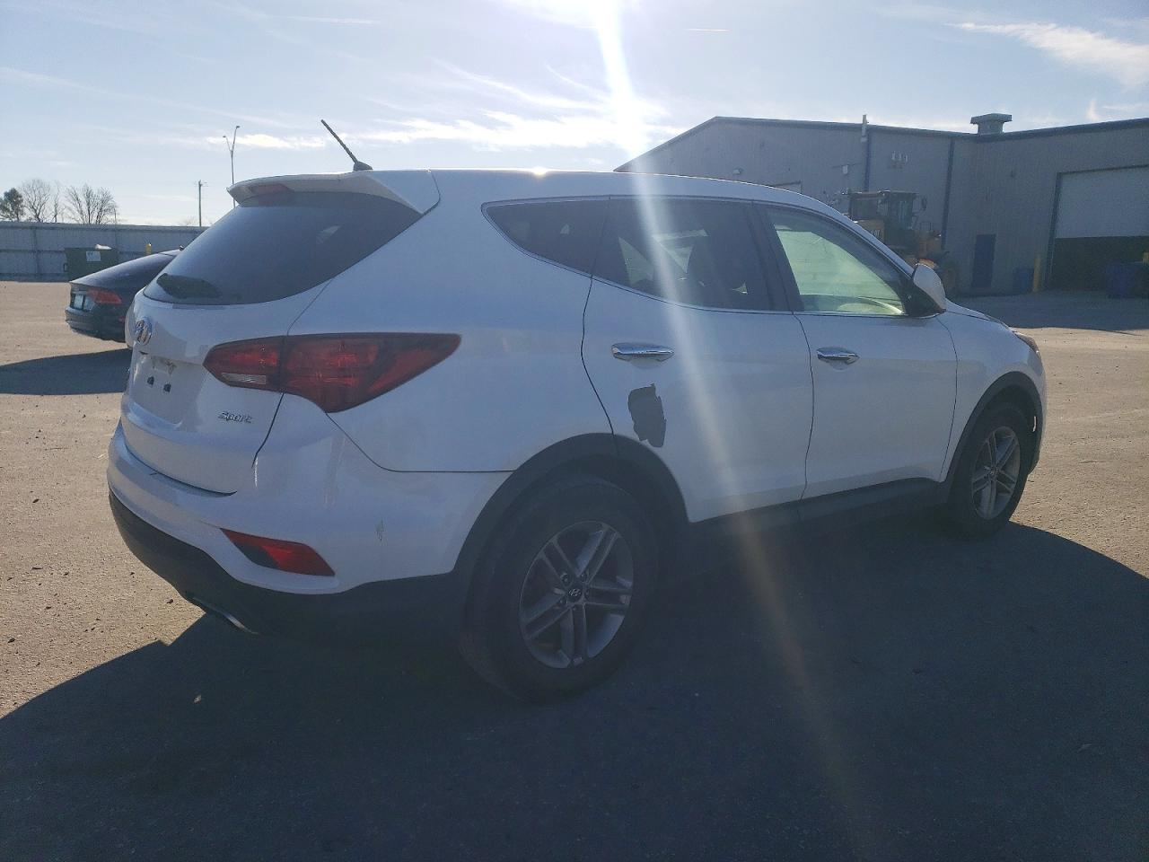 2018 HYUNDAI SANTA FE SPORT photo 3