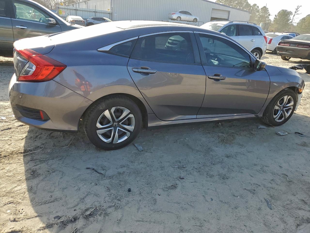 2016 HONDA CIVIC LX photo 3