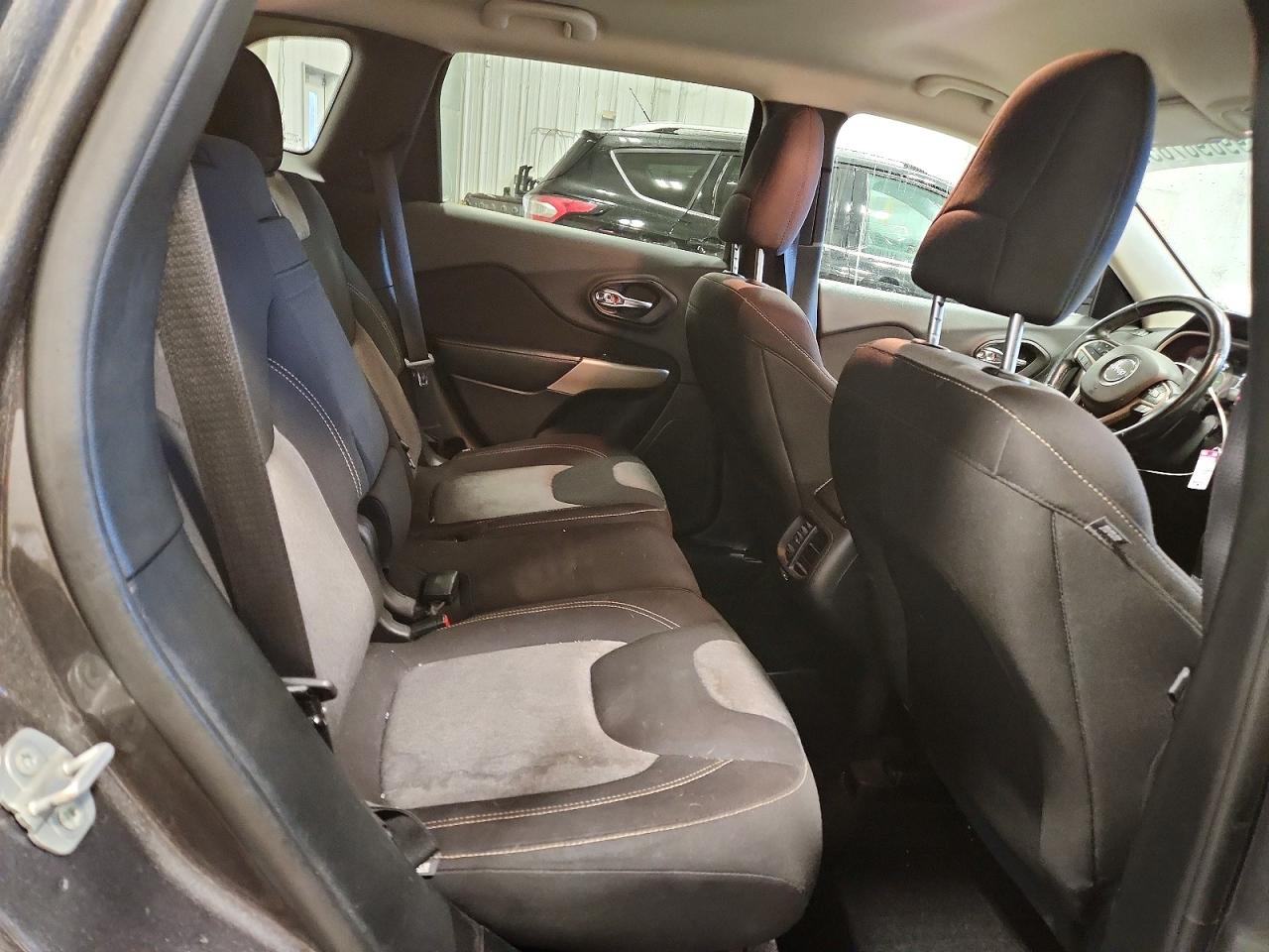 2018 JEEP CHEROKEE LATITUDE photo 21