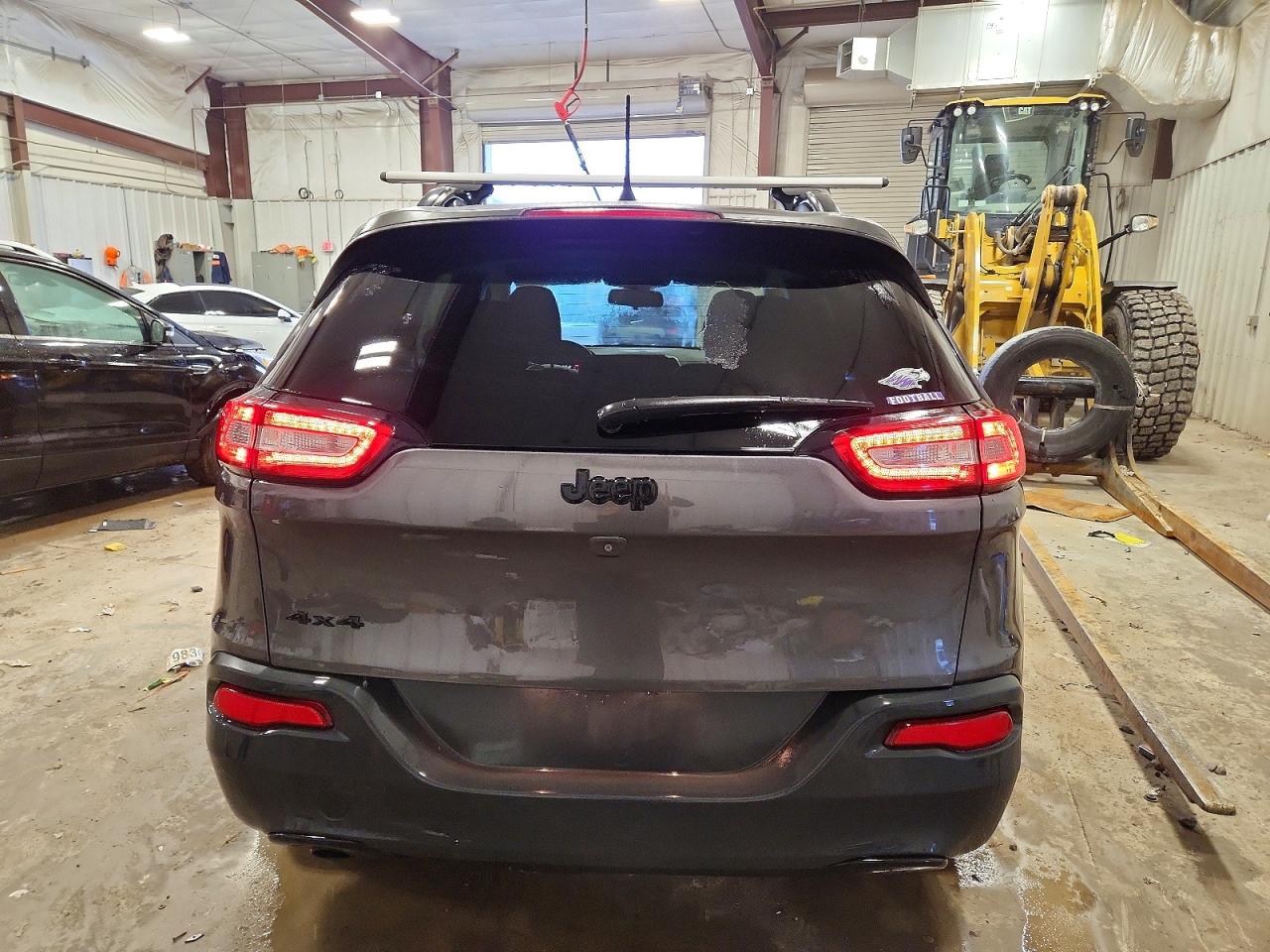 2018 JEEP CHEROKEE LATITUDE photo 11