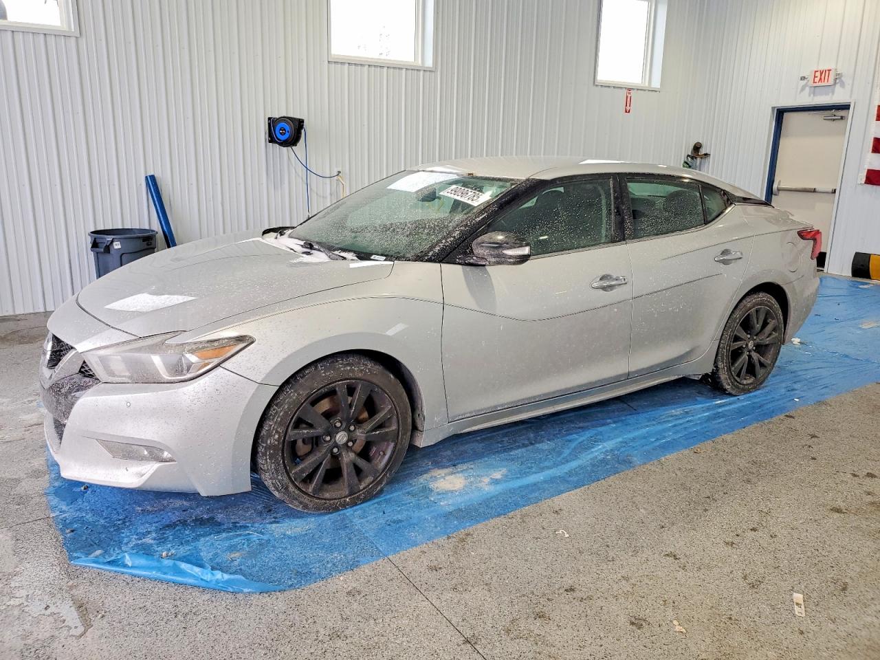 2017 NISSAN MAXIMA
