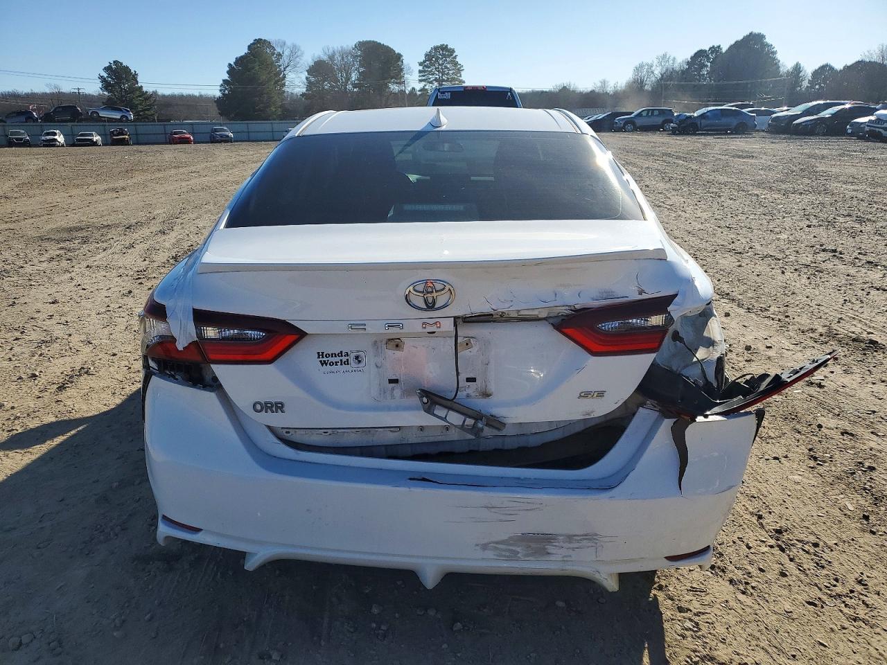 2021 TOYOTA CAMRY SE photo 11