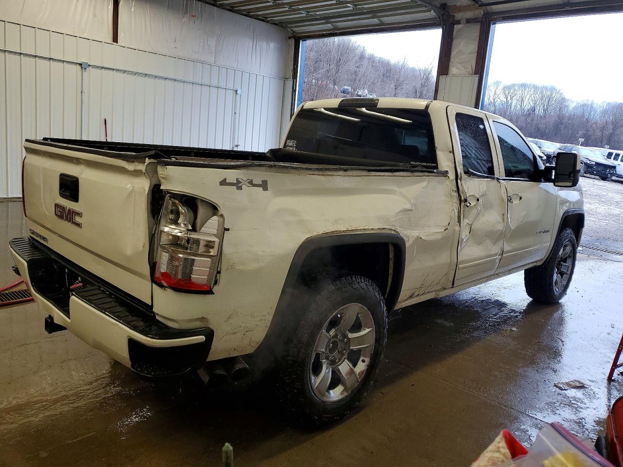 2015 GMC SIERRA K1500 photo 5