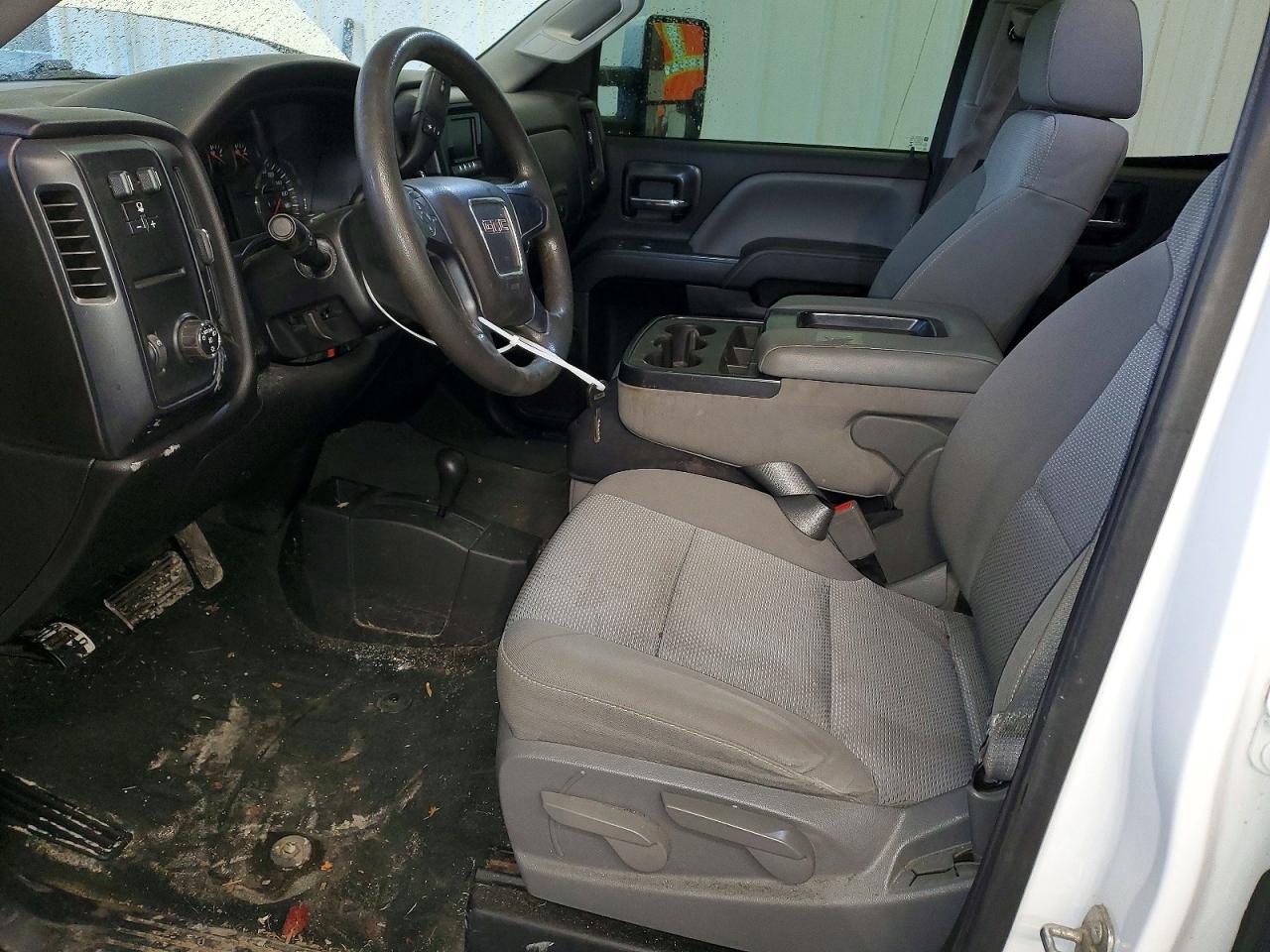 2015 GMC SIERRA K1500 photo 13