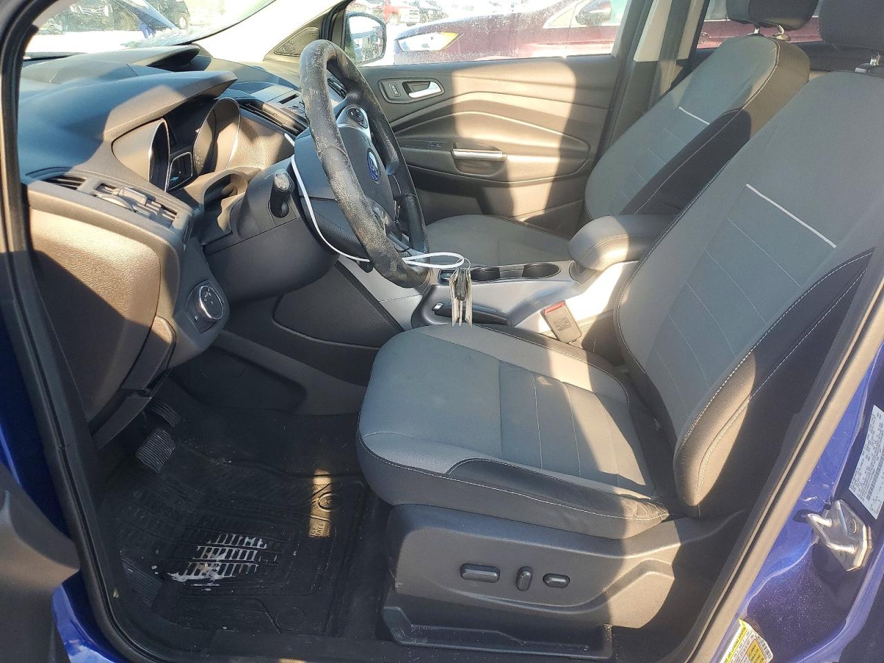 2015 FORD ESCAPE SE photo 13
