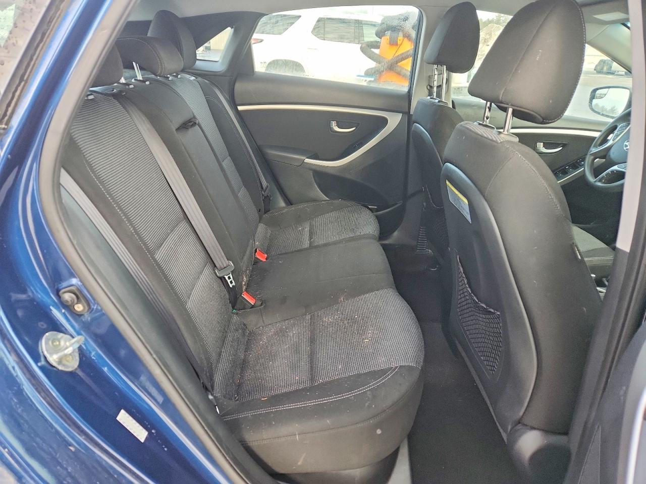 2016 HYUNDAI ELANTRA GT photo 10