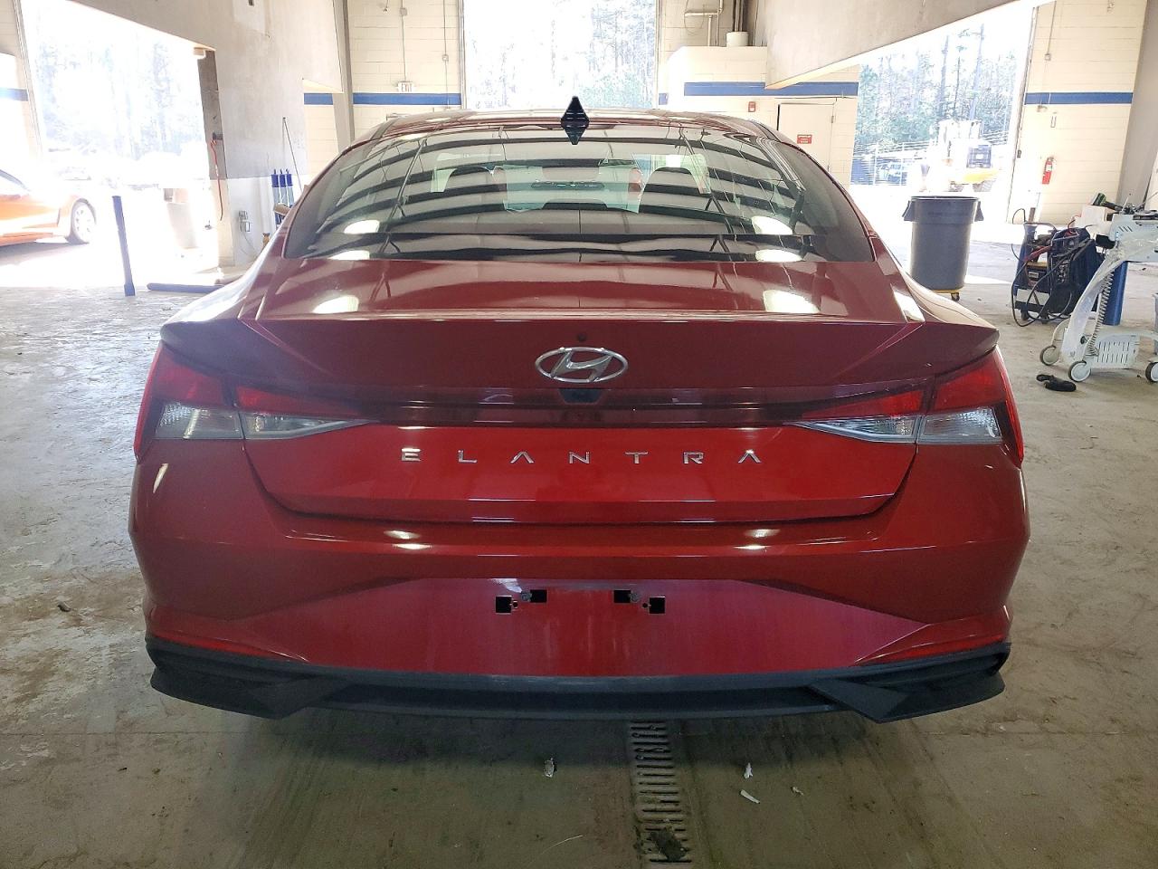 2023 HYUNDAI ELANTRA SE photo 6