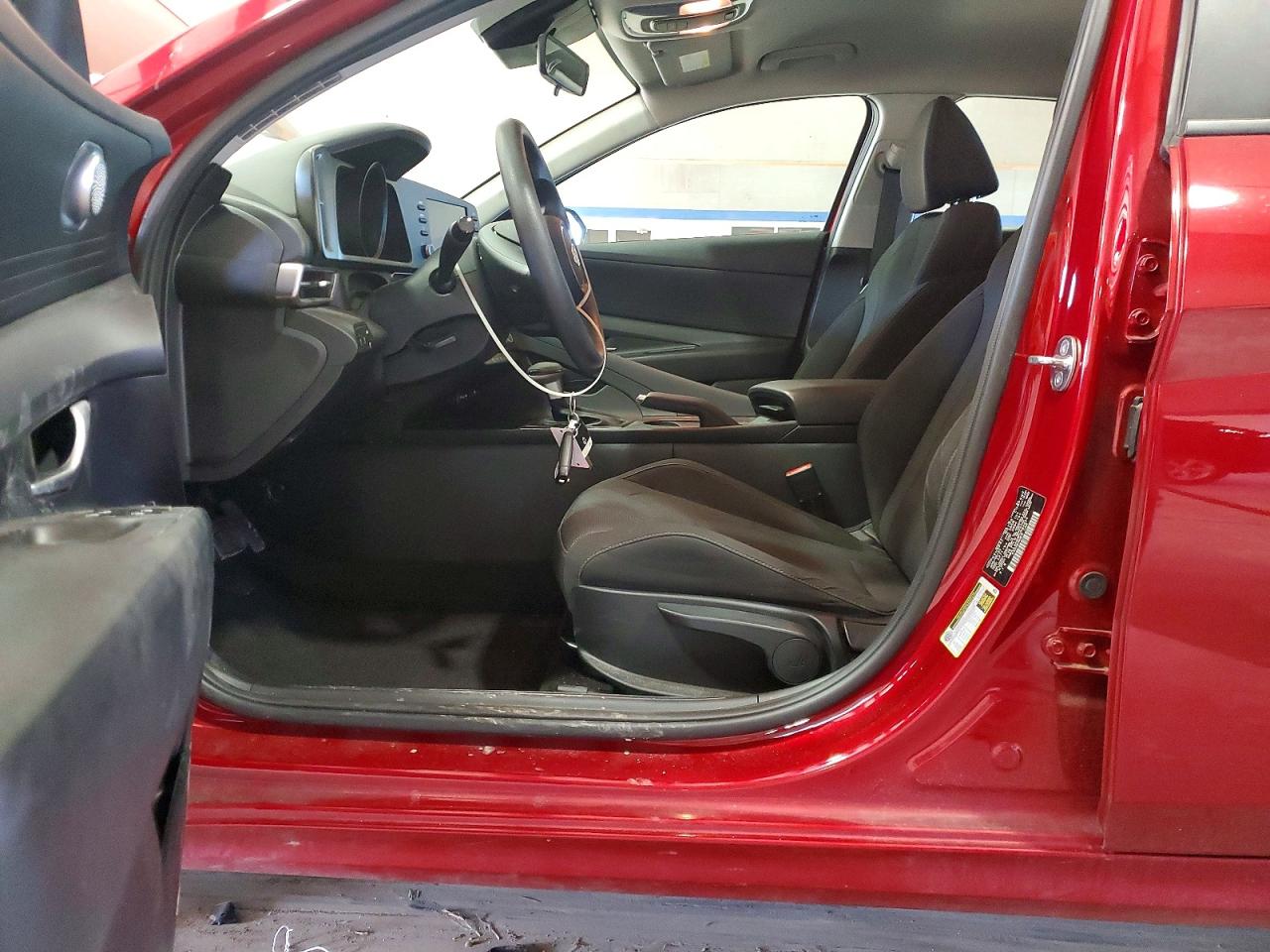 2023 HYUNDAI ELANTRA SE photo 7