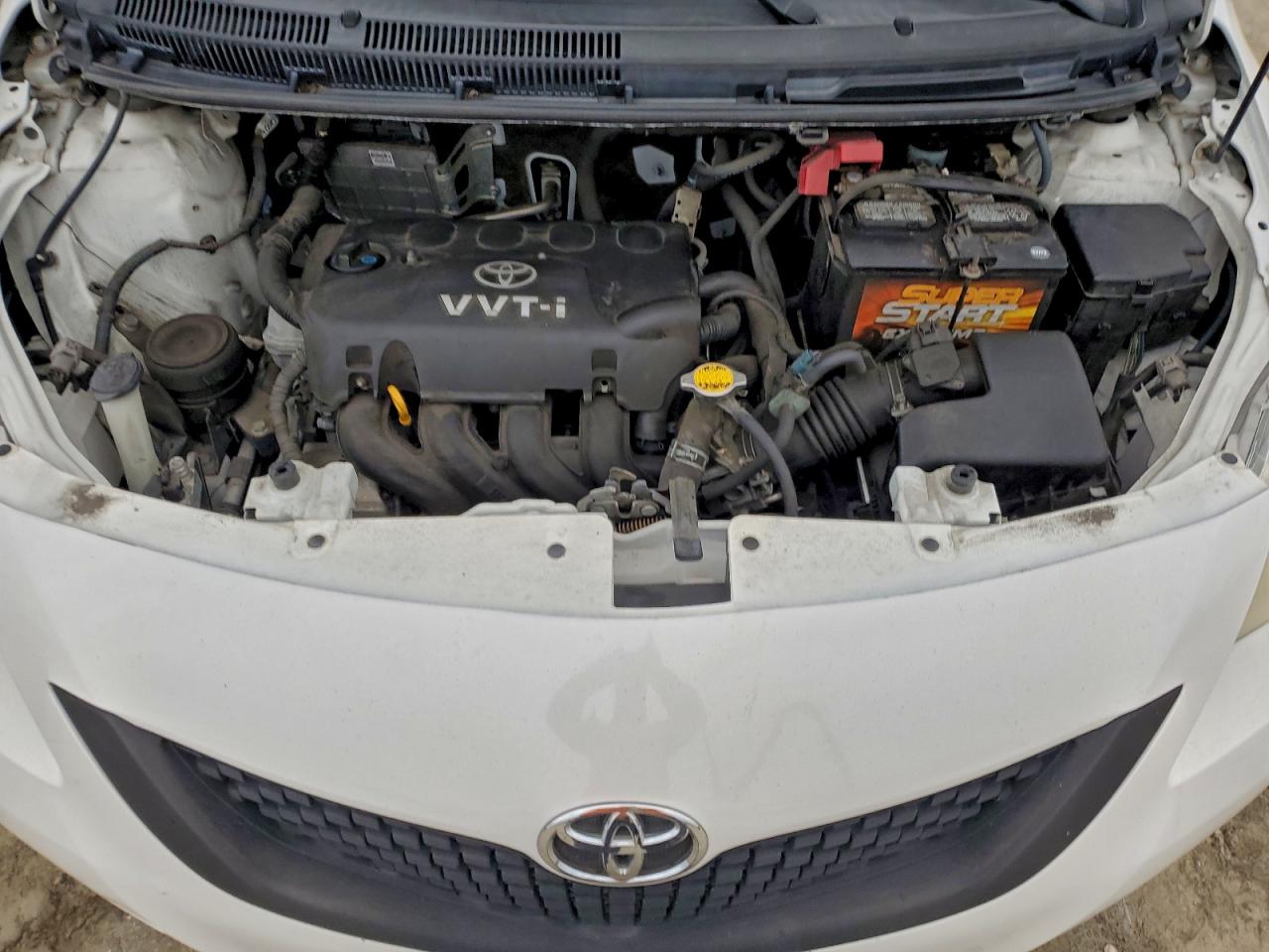 2012 TOYOTA YARIS photo 11