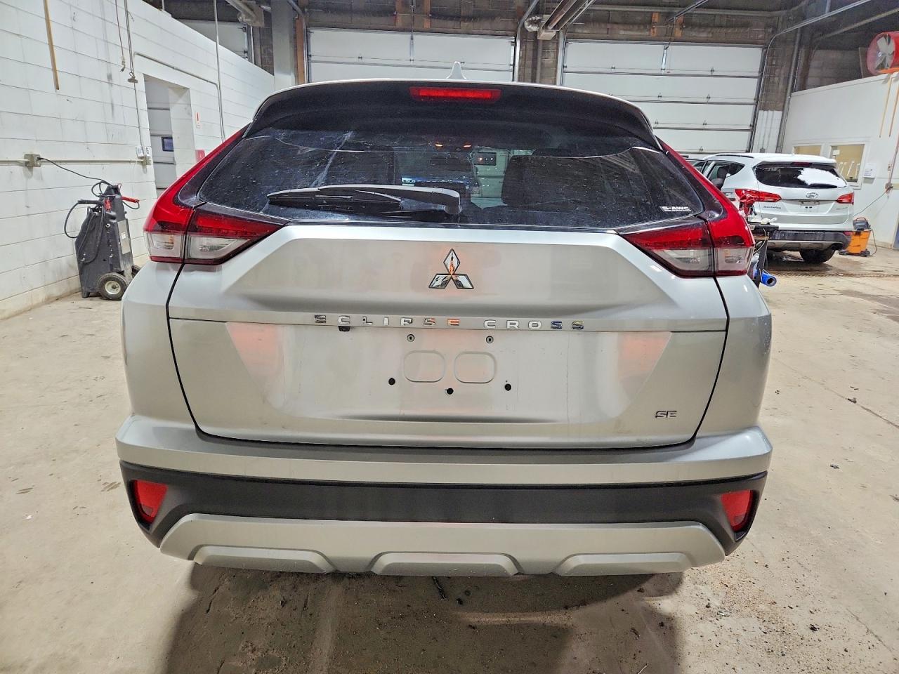 2024 MITSUBISHI ECLIPSE CROSS SE photo 6