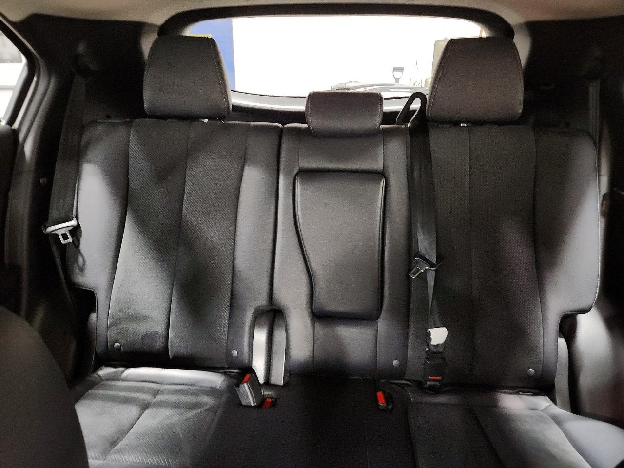 2024 MITSUBISHI ECLIPSE CROSS SE photo 10