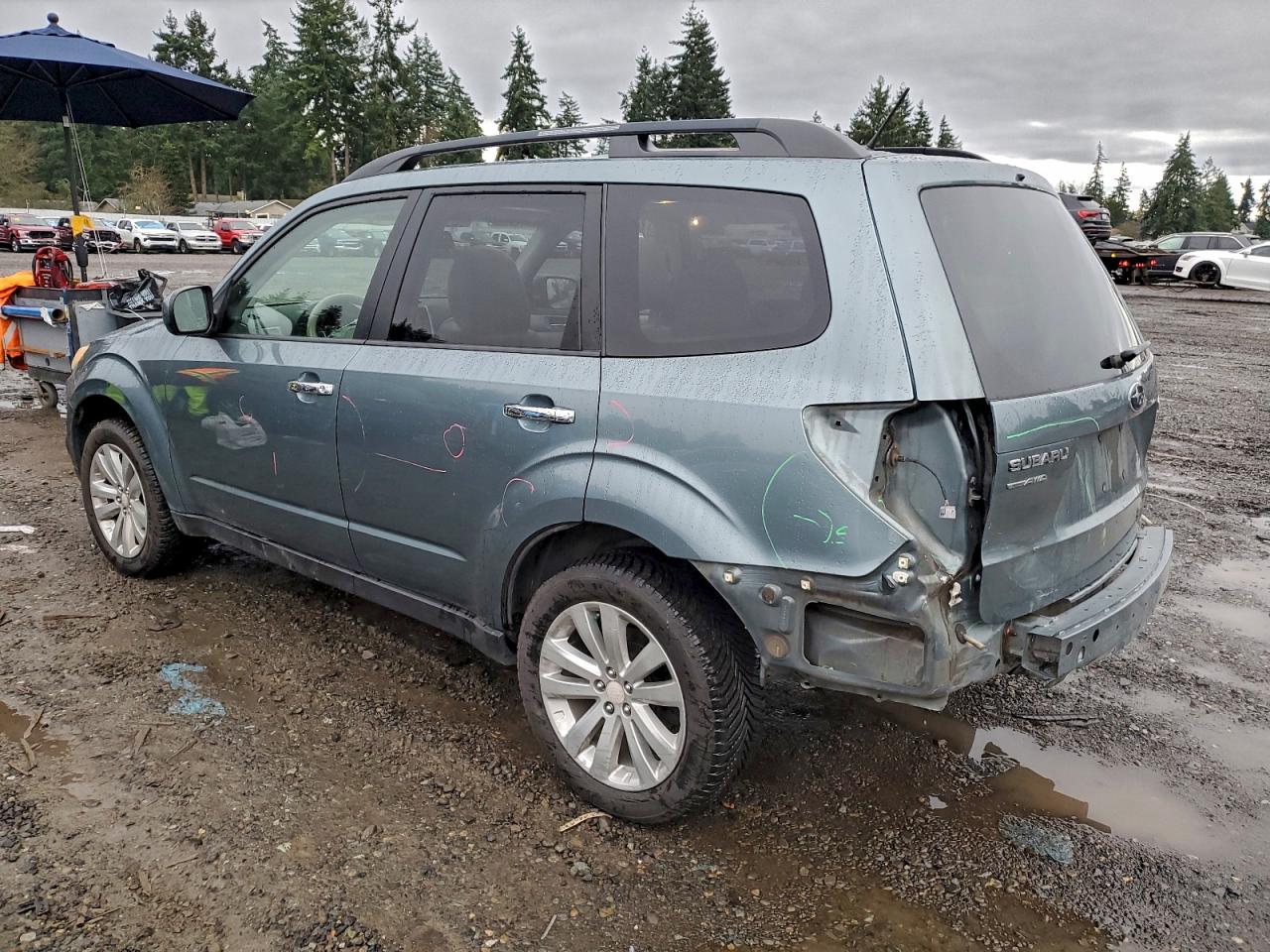 2011 SUBARU FORESTER 2.5X PREMIUM photo 2