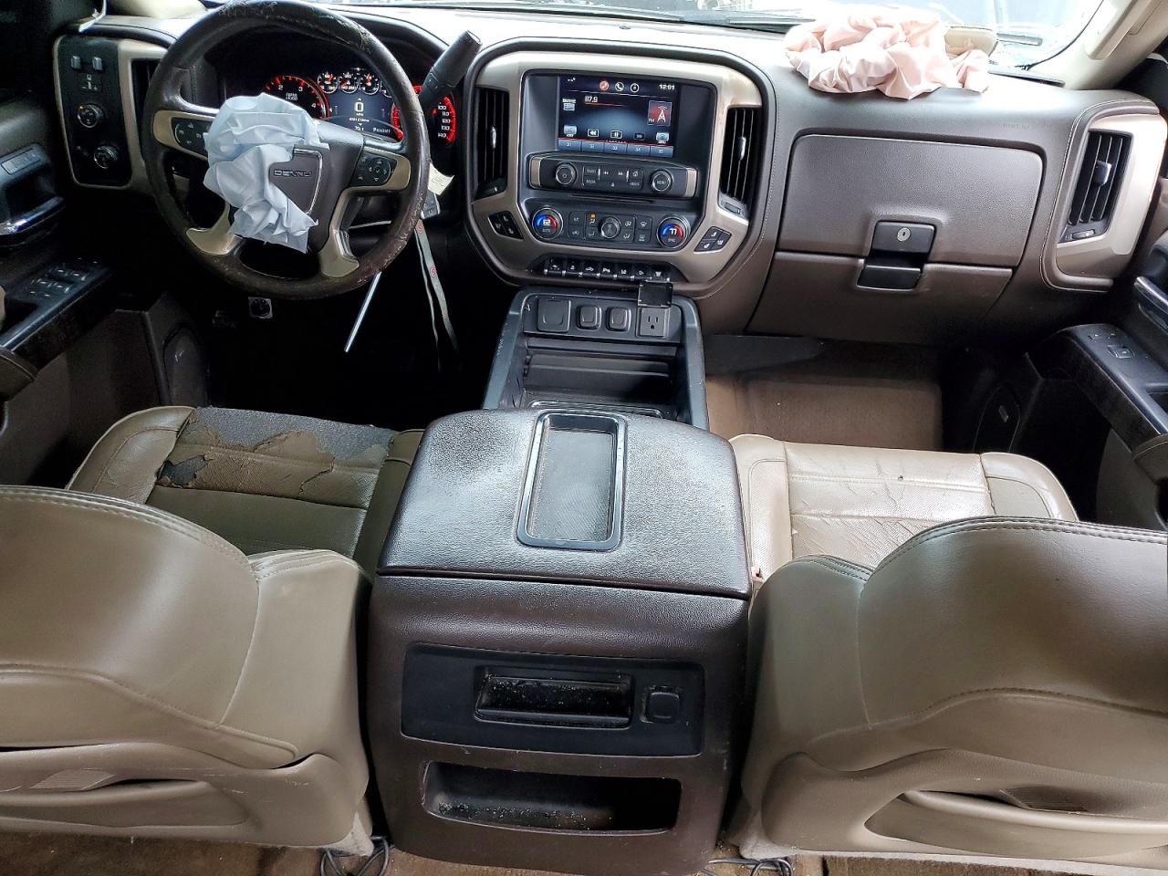 2015 GMC SIERRA K2500 DENALI photo 15
