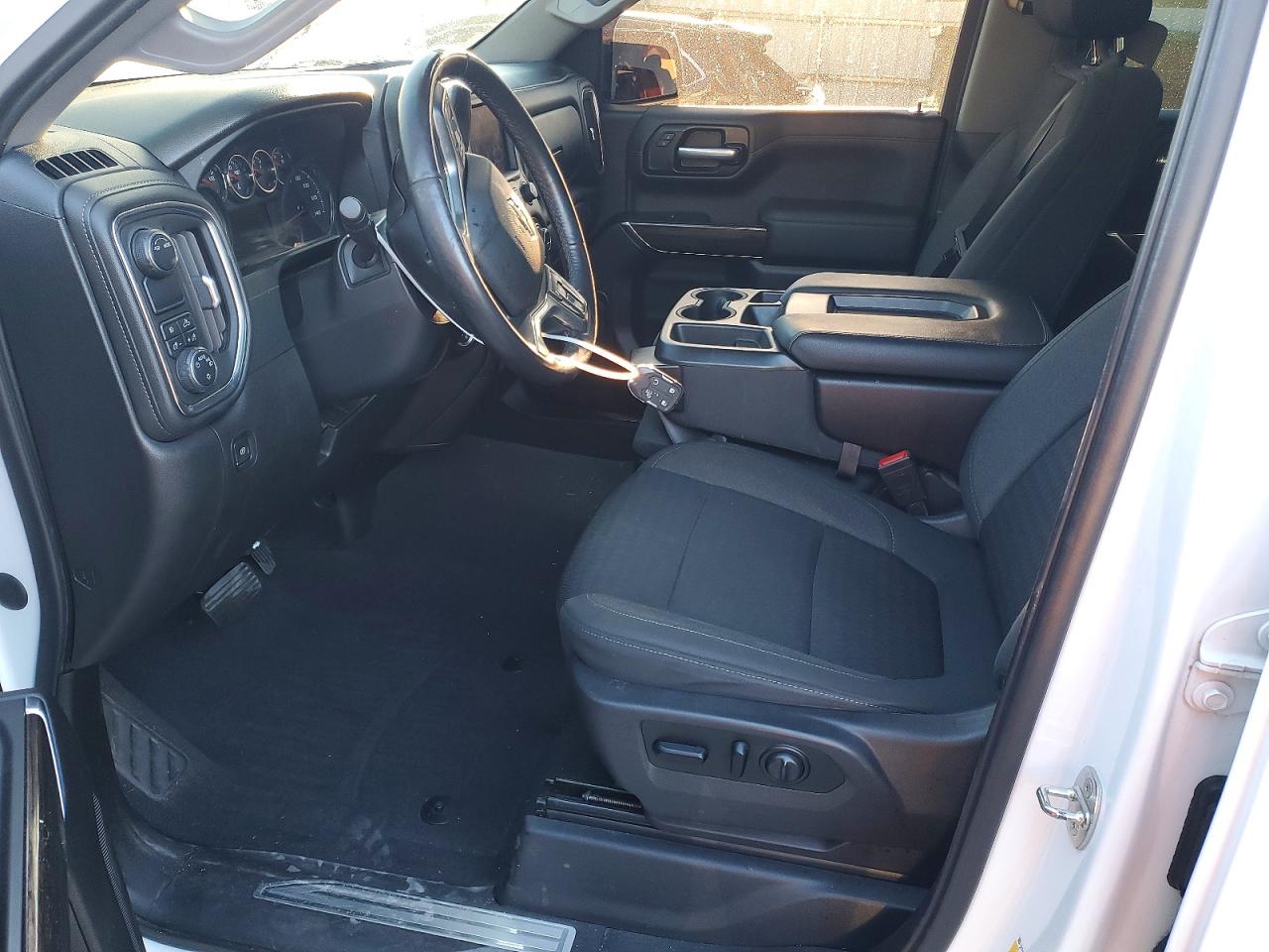 2021 CHEVROLET SILVERADO C1500 RST photo 7