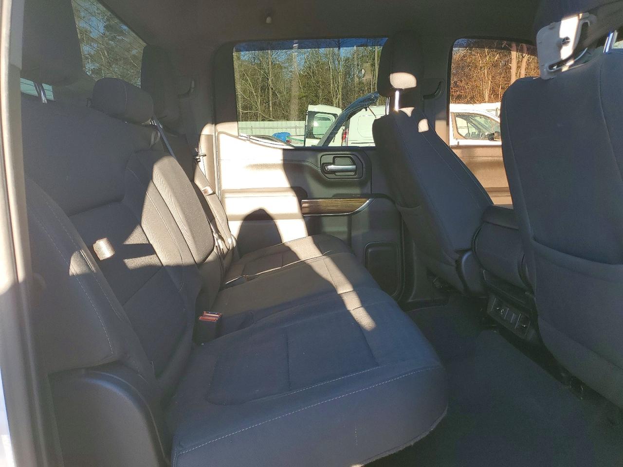 2021 CHEVROLET SILVERADO C1500 RST photo 10