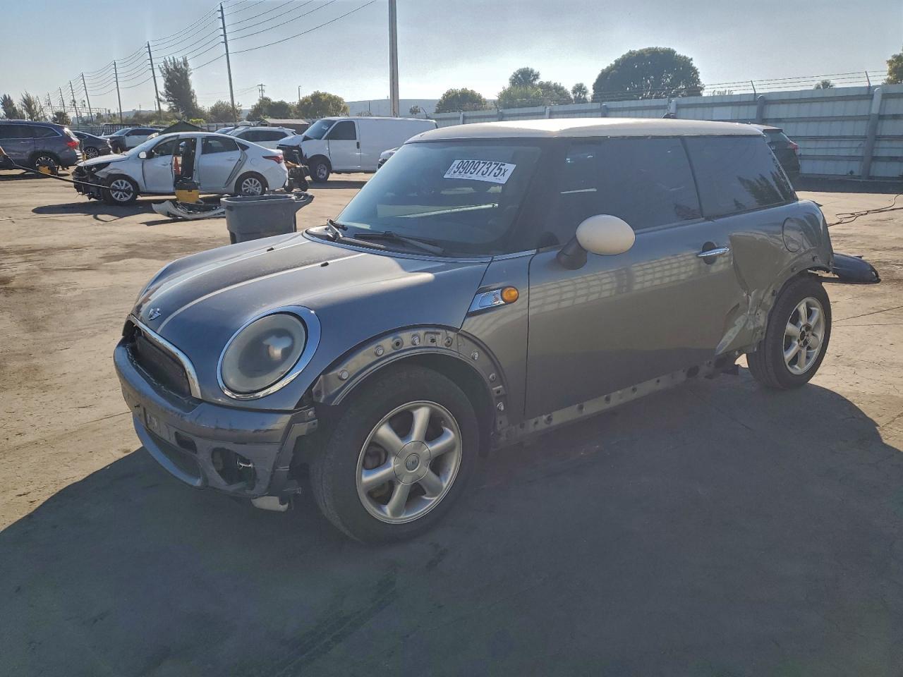 2010 MINI COOPER