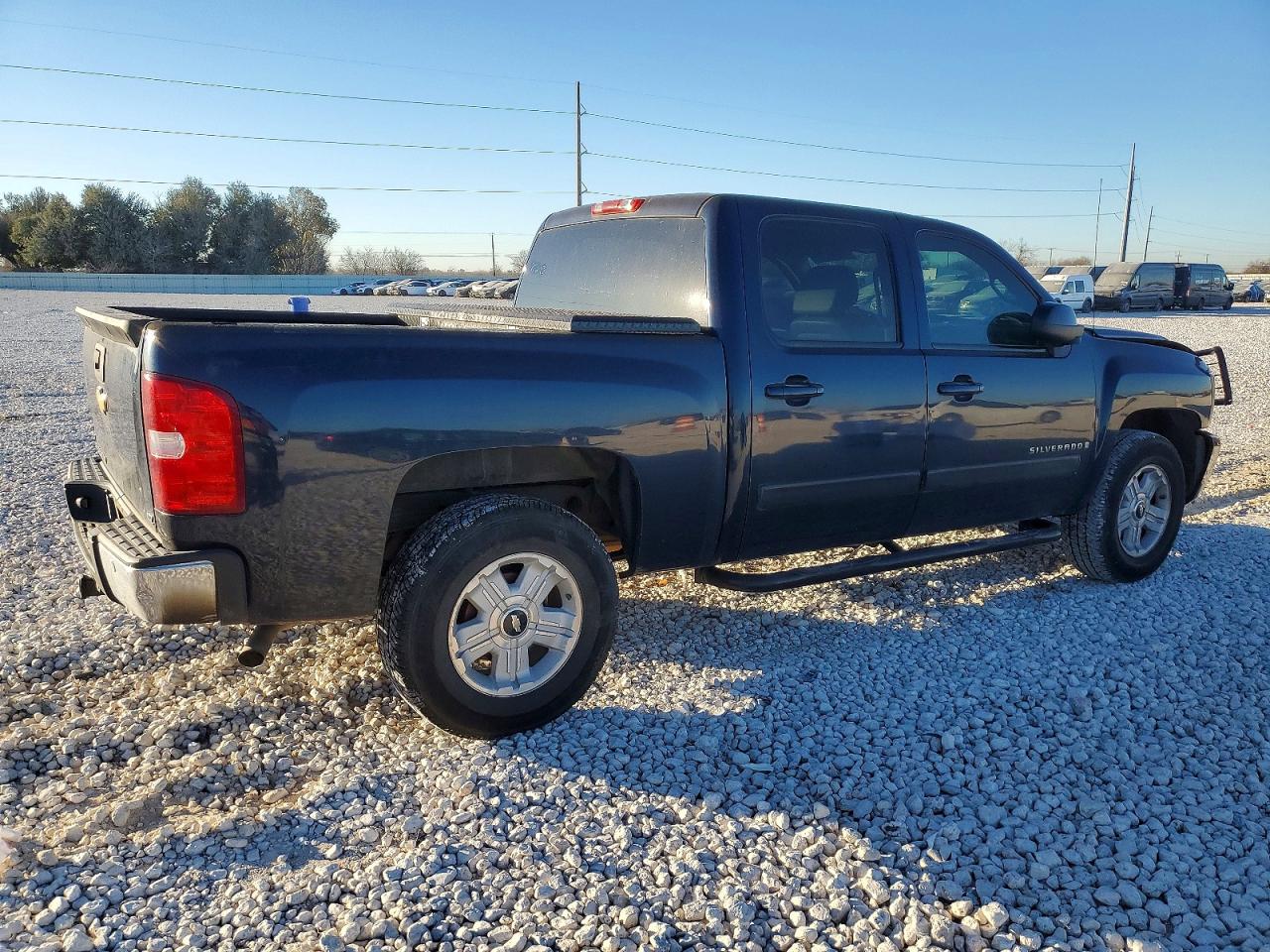 2007 CHEVROLET SILVERADO K1500 CREW CAB photo 3
