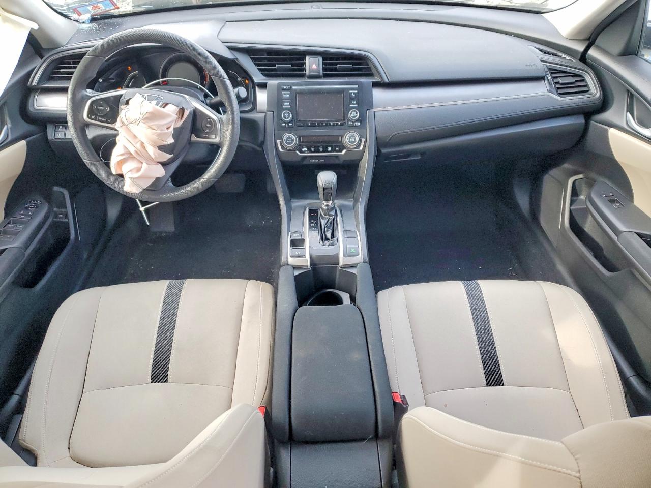 2016 HONDA CIVIC LX photo 8