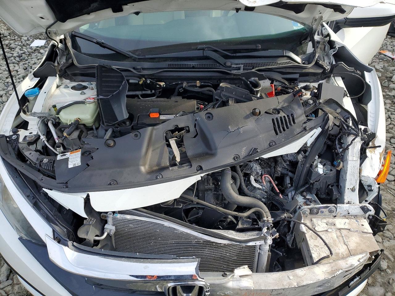 2016 HONDA CIVIC LX photo 11