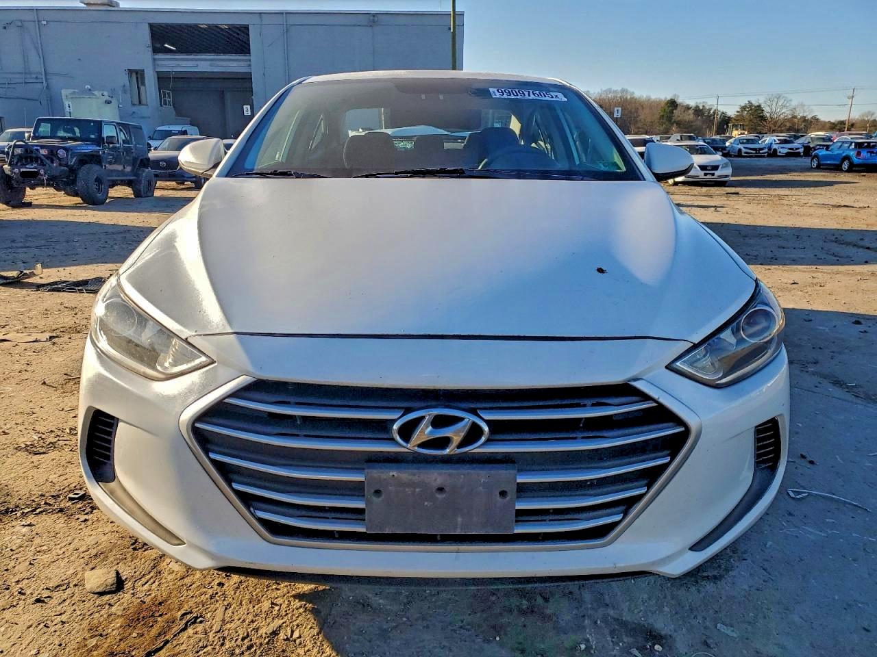 2018 HYUNDAI ELANTRA SEL photo 5