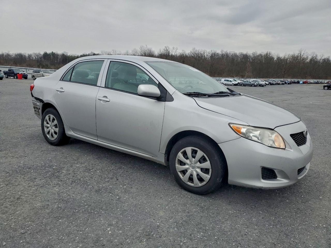2010 TOYOTA COROLLA BASE photo 4