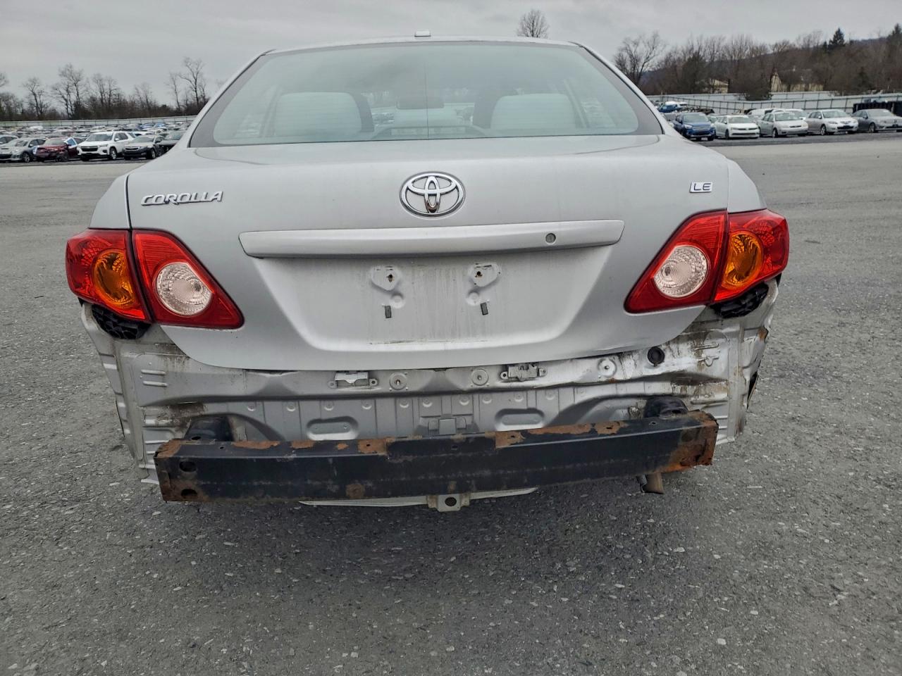 2010 TOYOTA COROLLA BASE photo 6