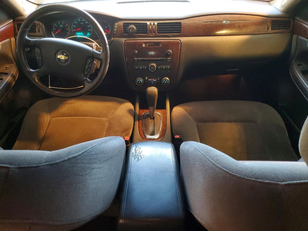 2011 CHEVROLET IMPALA LT photo 8