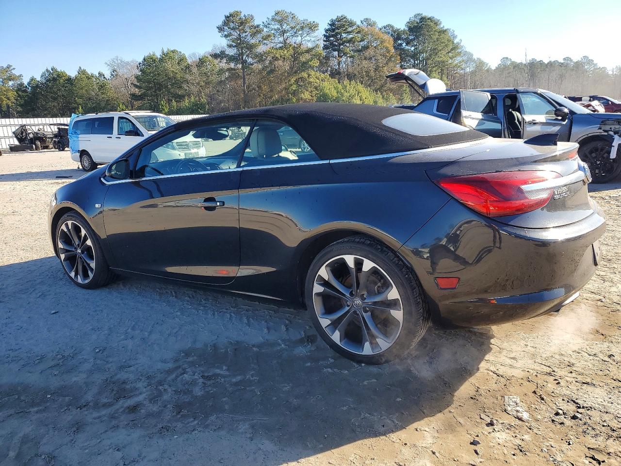 2016 BUICK CASCADA PREMIUM photo 2