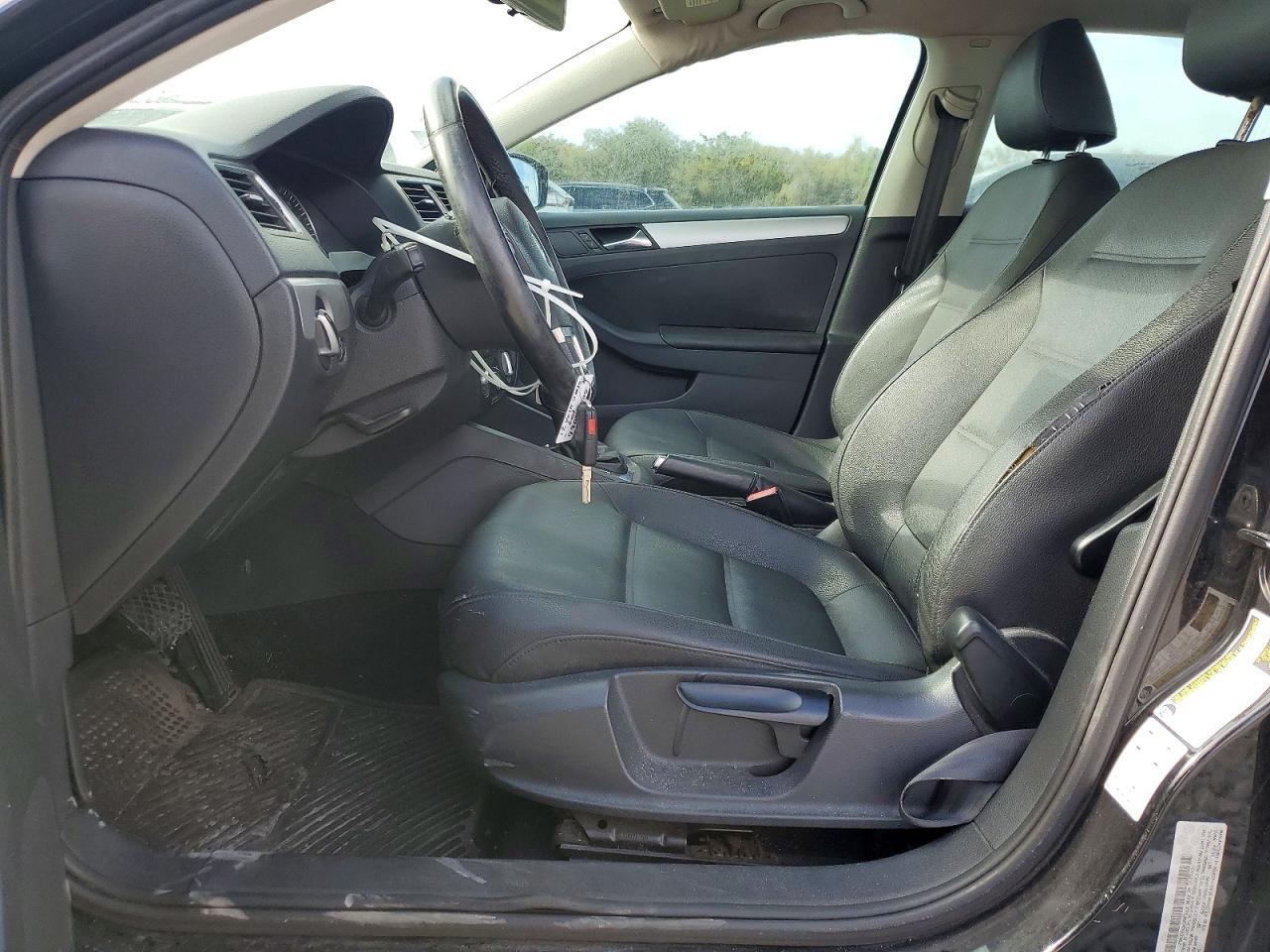 2012 VOLKSWAGEN JETTA SEL photo 7