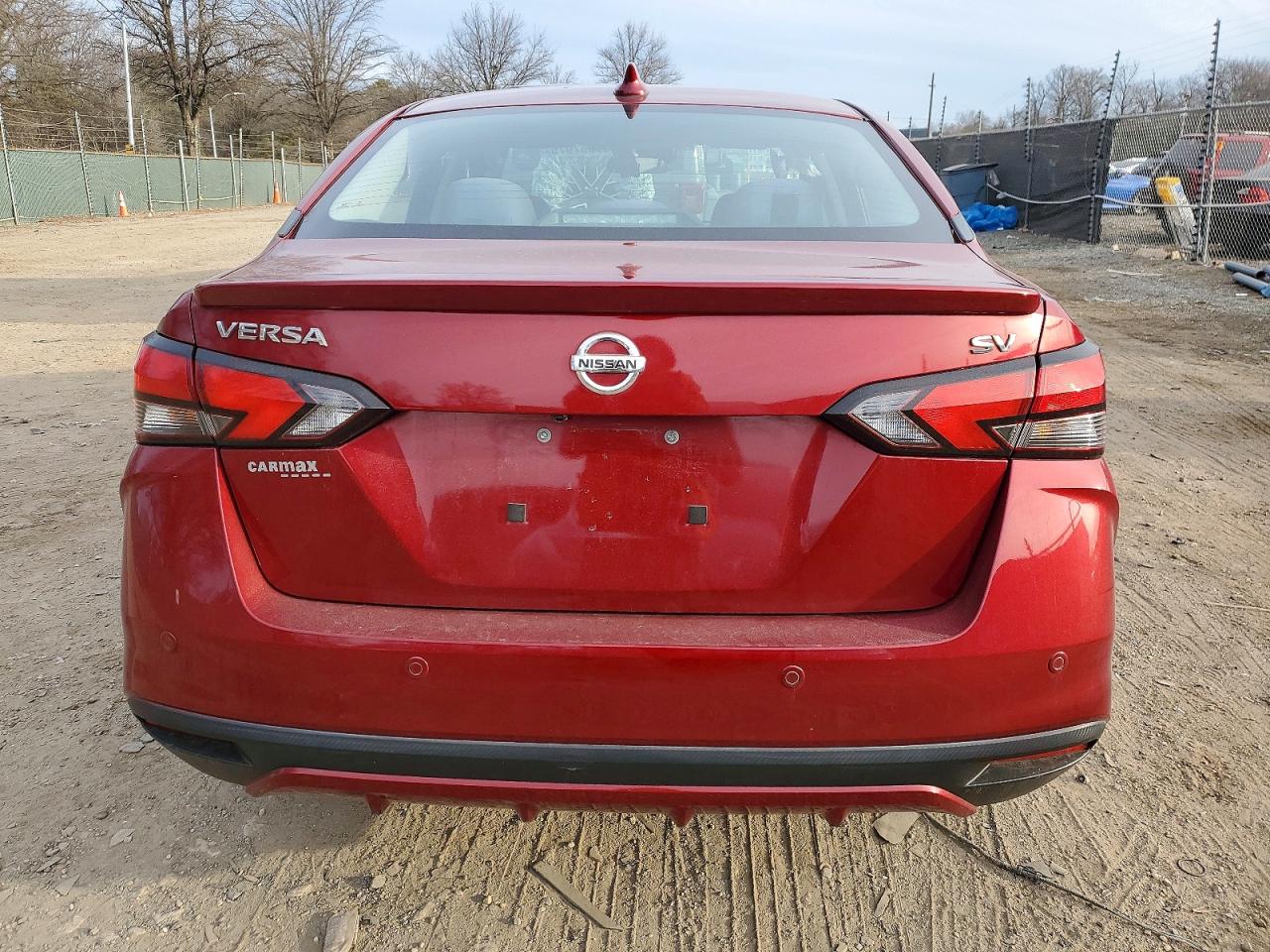 2020 NISSAN VERSA SV photo 11