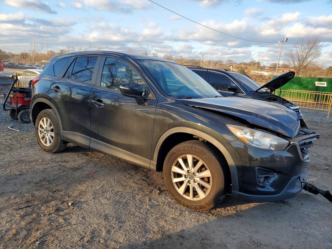 2016 MAZDA CX-5 TOURING photo 4