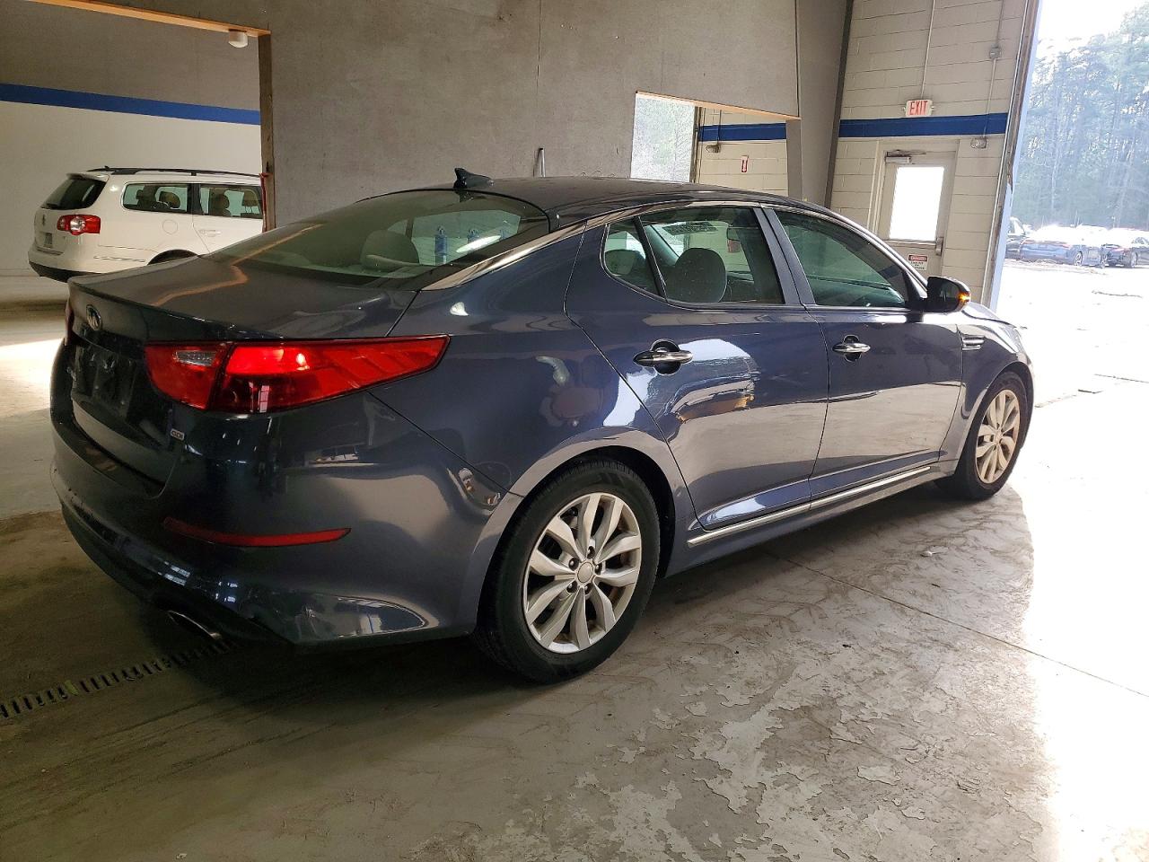 2015 KIA OPTIMA LX photo 3