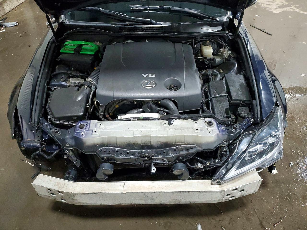 2009 LEXUS IS 250 photo 11
