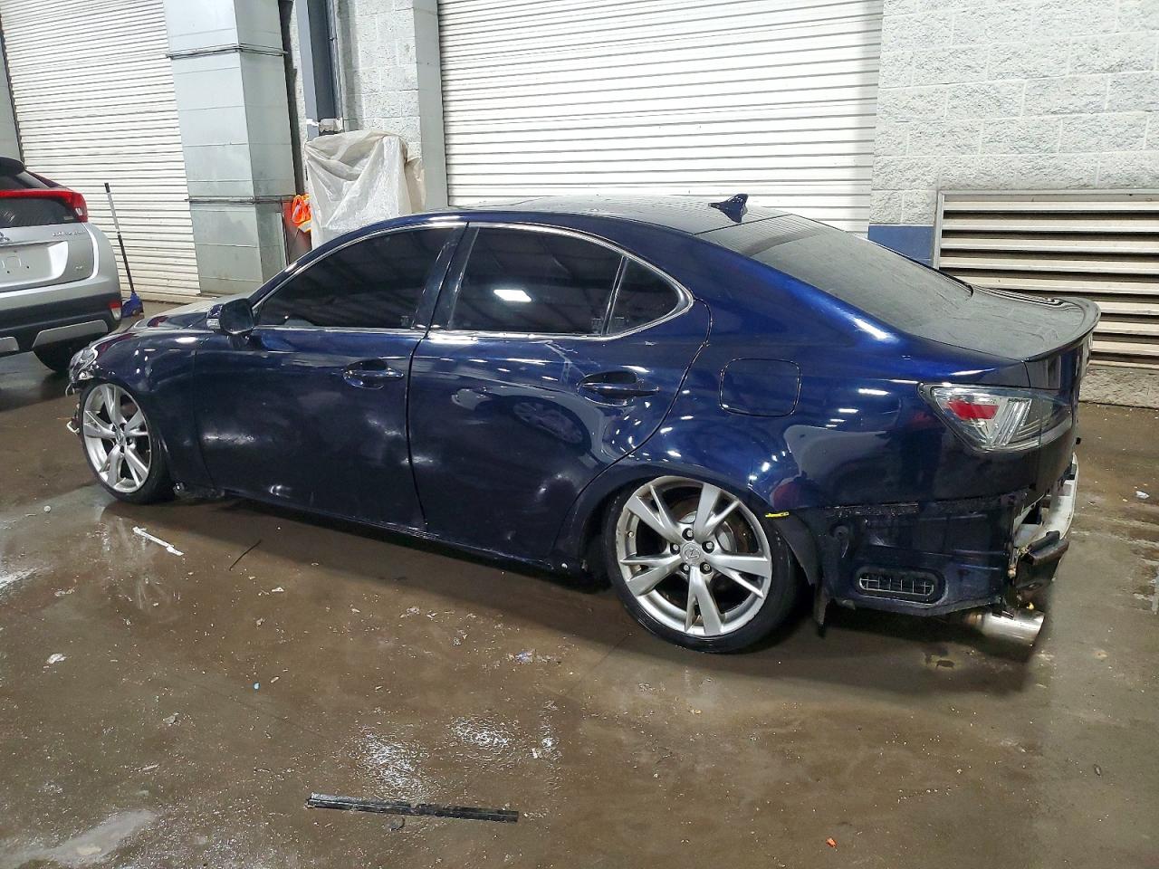 2009 LEXUS IS 250 photo 2