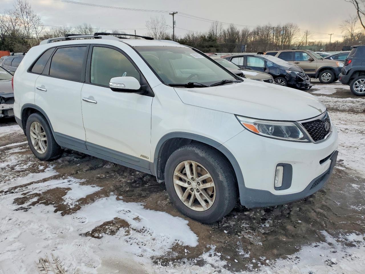 2014 KIA SORENTO LX photo 4