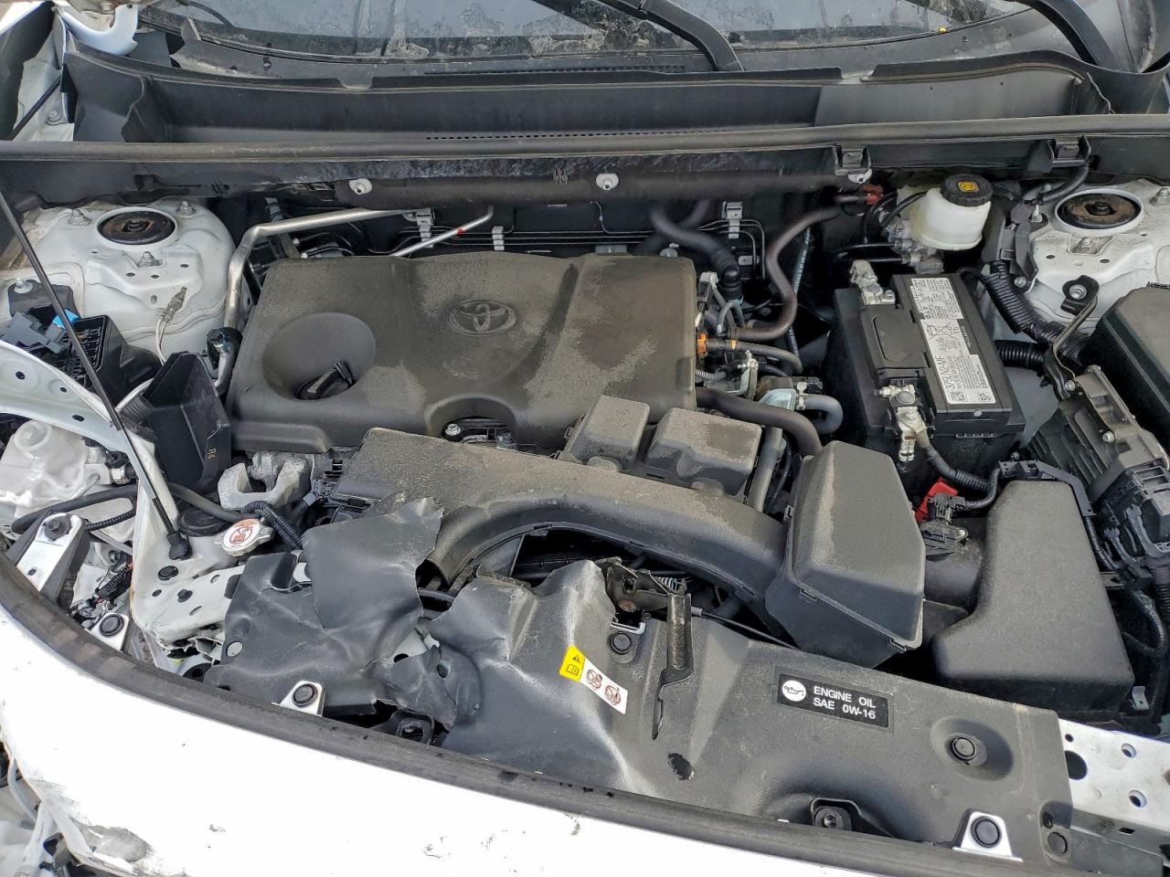 2024 TOYOTA RAV4 ADVENTURE photo 23