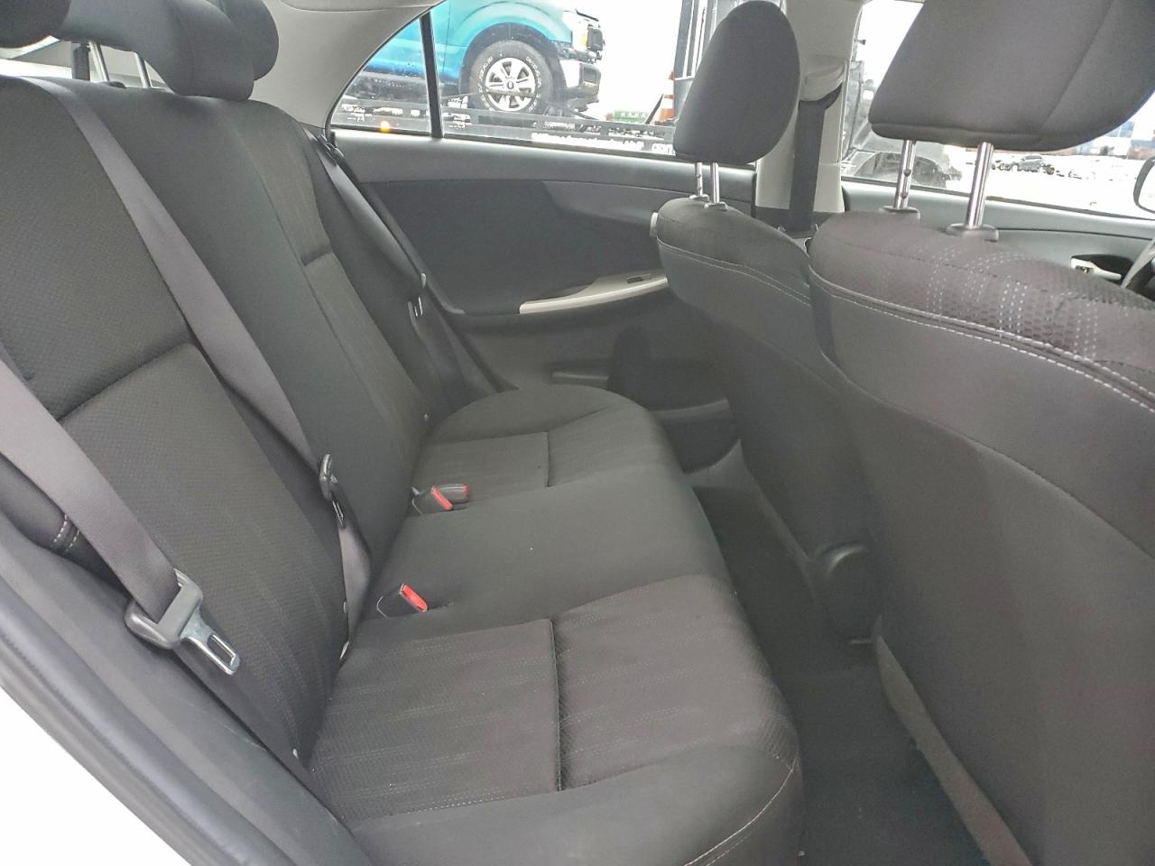 2013 TOYOTA COROLLA BASE photo 28