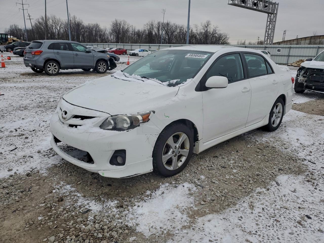 2013 TOYOTA COROLLA