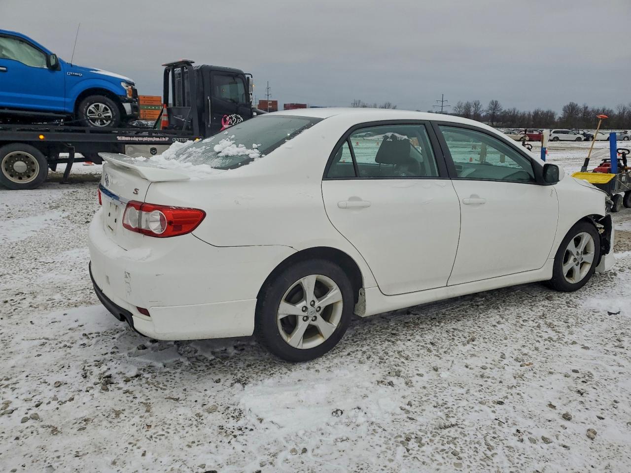 2013 TOYOTA COROLLA BASE photo 7