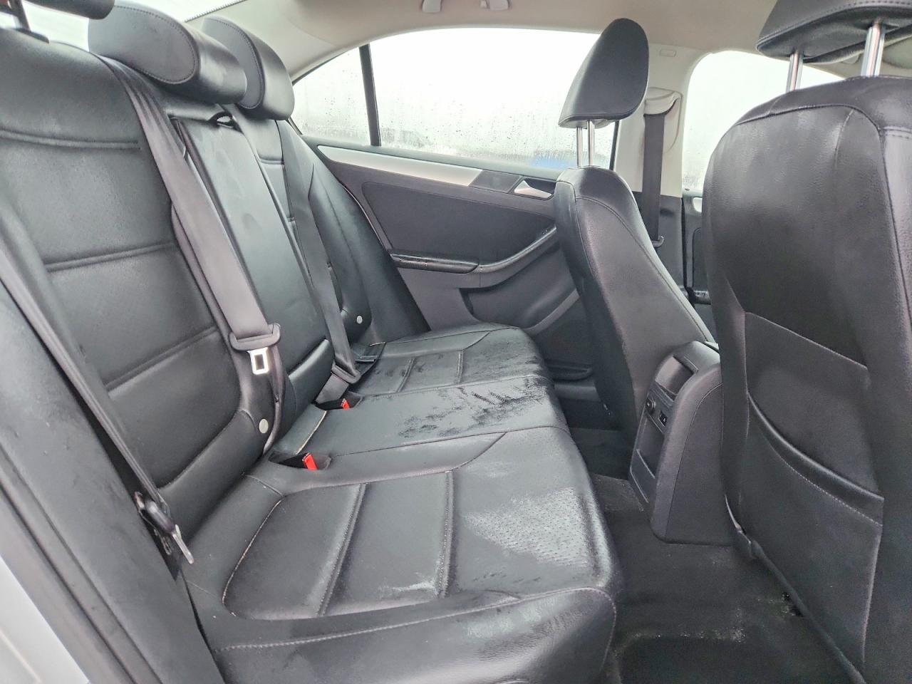 2014 VOLKSWAGEN JETTA SE photo 10