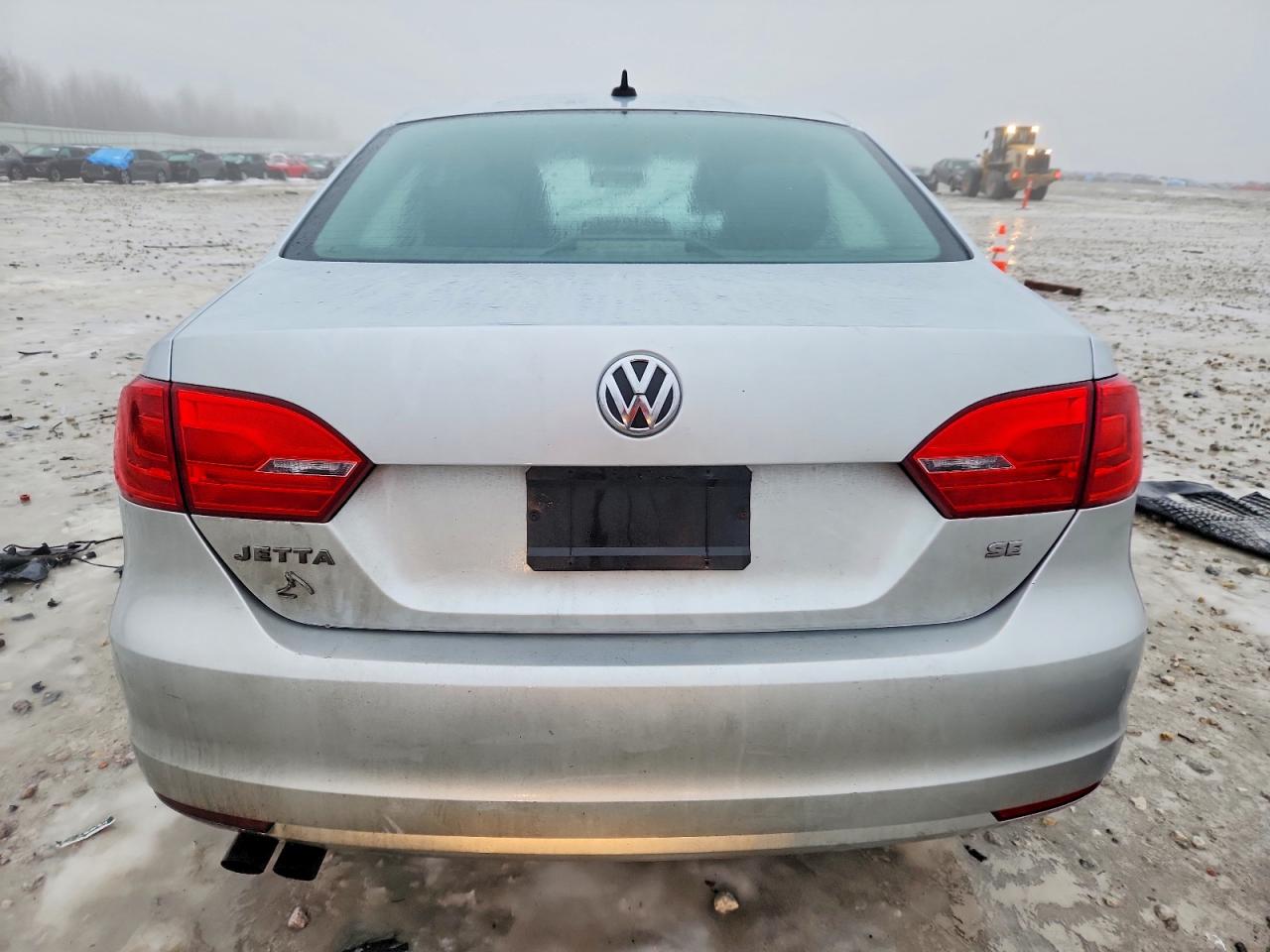 2014 VOLKSWAGEN JETTA SE photo 6