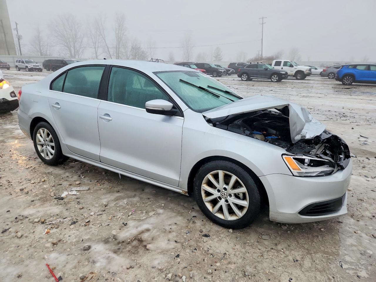 2014 VOLKSWAGEN JETTA SE photo 4