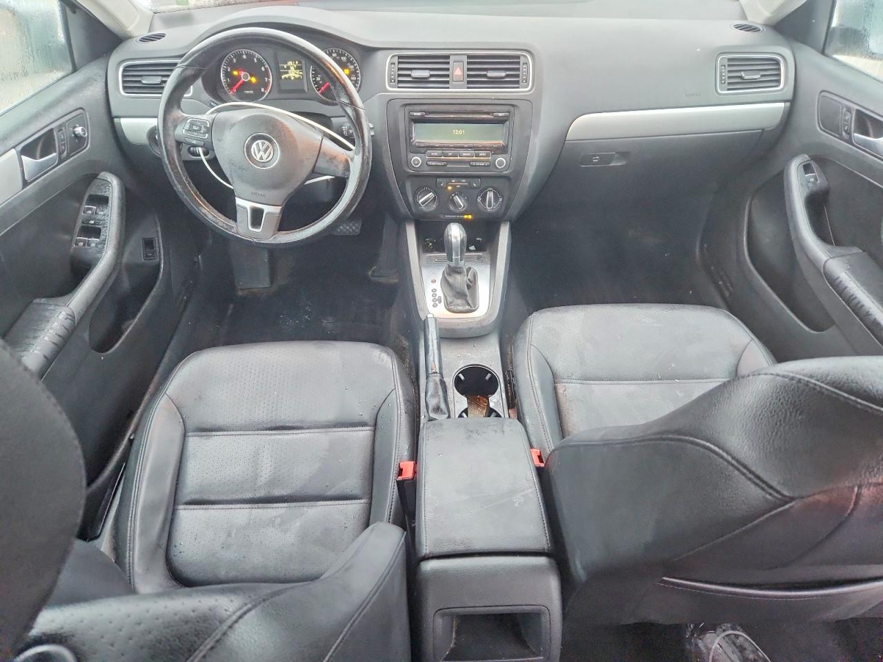 2014 VOLKSWAGEN JETTA SE photo 8