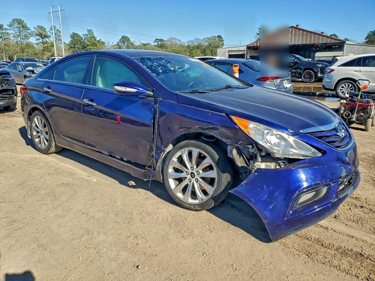 2011 HYUNDAI SONATA SE photo 4