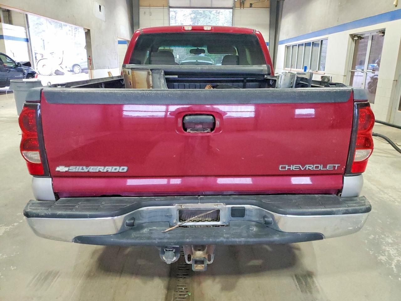 2005 CHEVROLET SILVERADO C1500 photo 6