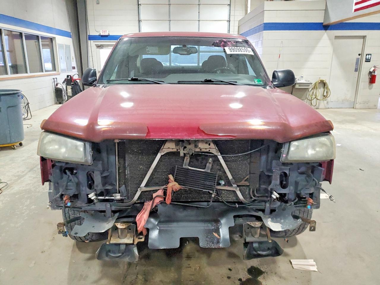 2005 CHEVROLET SILVERADO C1500 photo 5