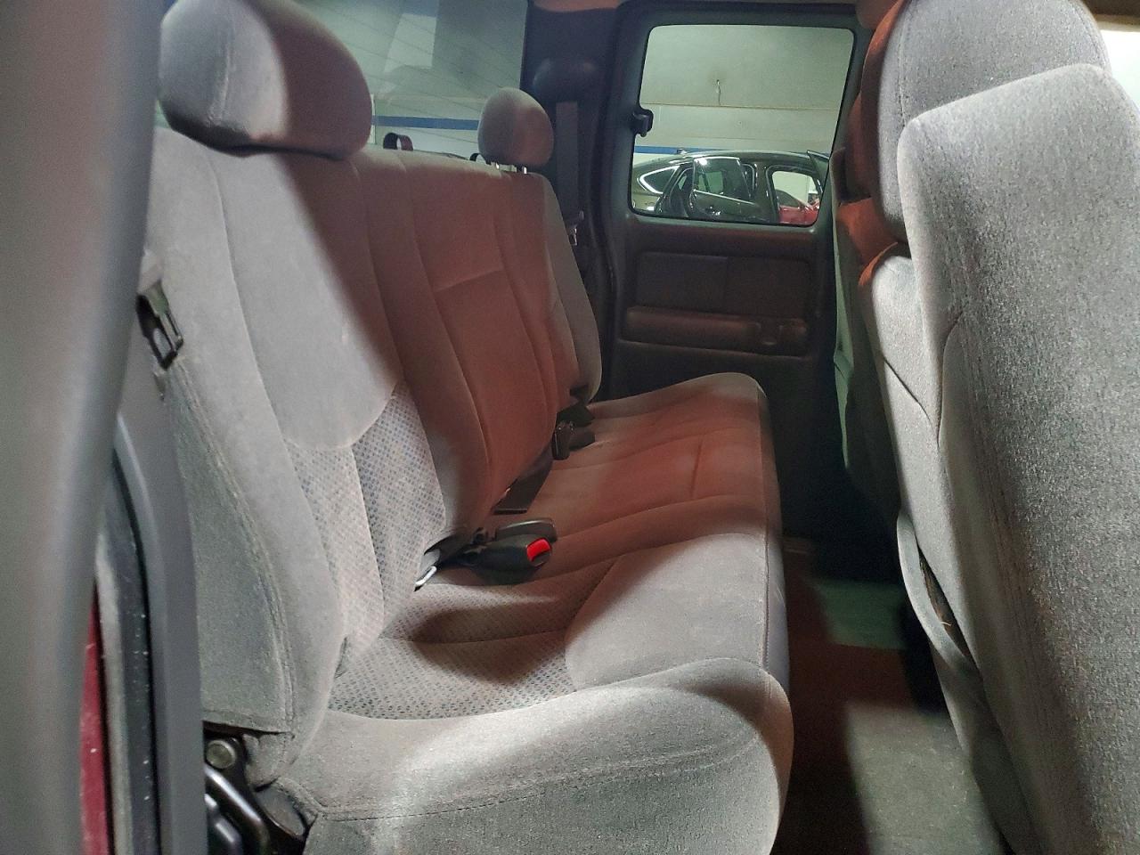 2005 CHEVROLET SILVERADO C1500 photo 10