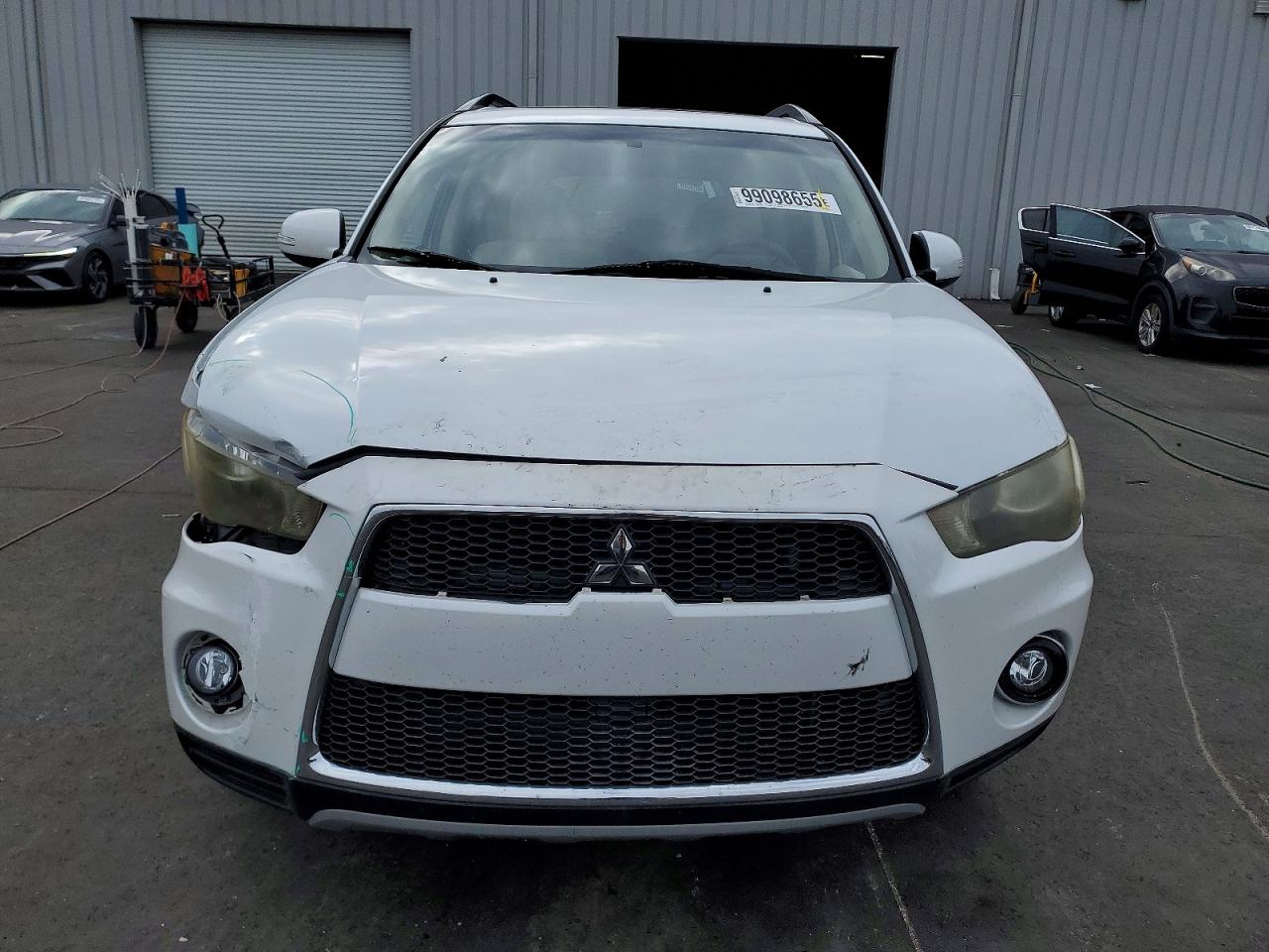 2010 MITSUBISHI OUTLANDER SE photo 5