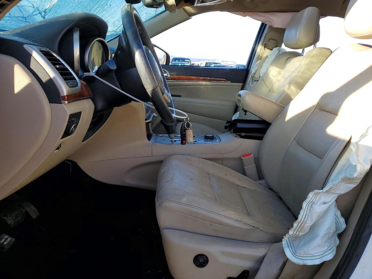 2012 JEEP GRAND CHEROKEE LIMITED photo 7